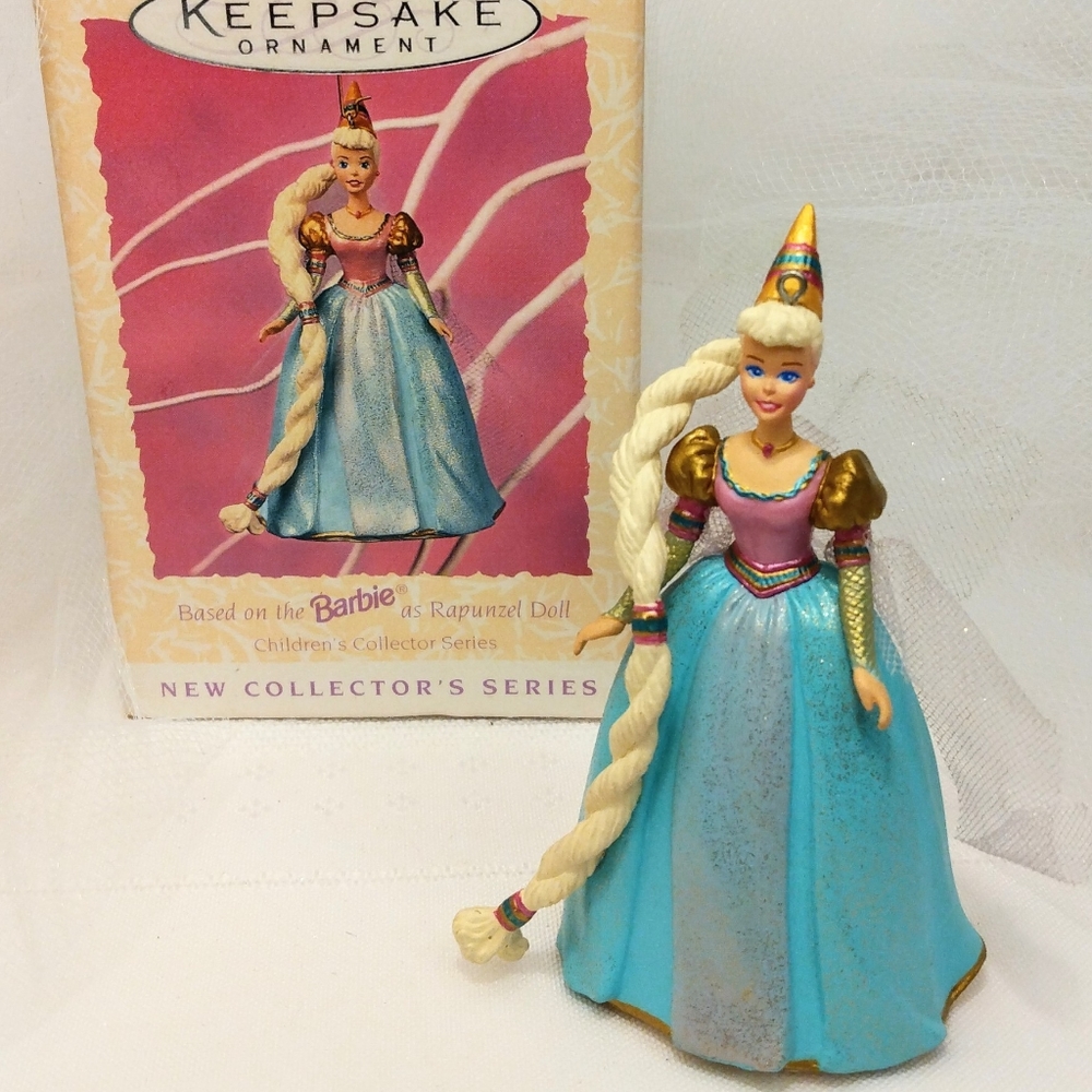 🌹🍃New In Box ~ Hallmark Keepsake 1997 Barbie as Rapunzel Doll Ornament🍃🌹